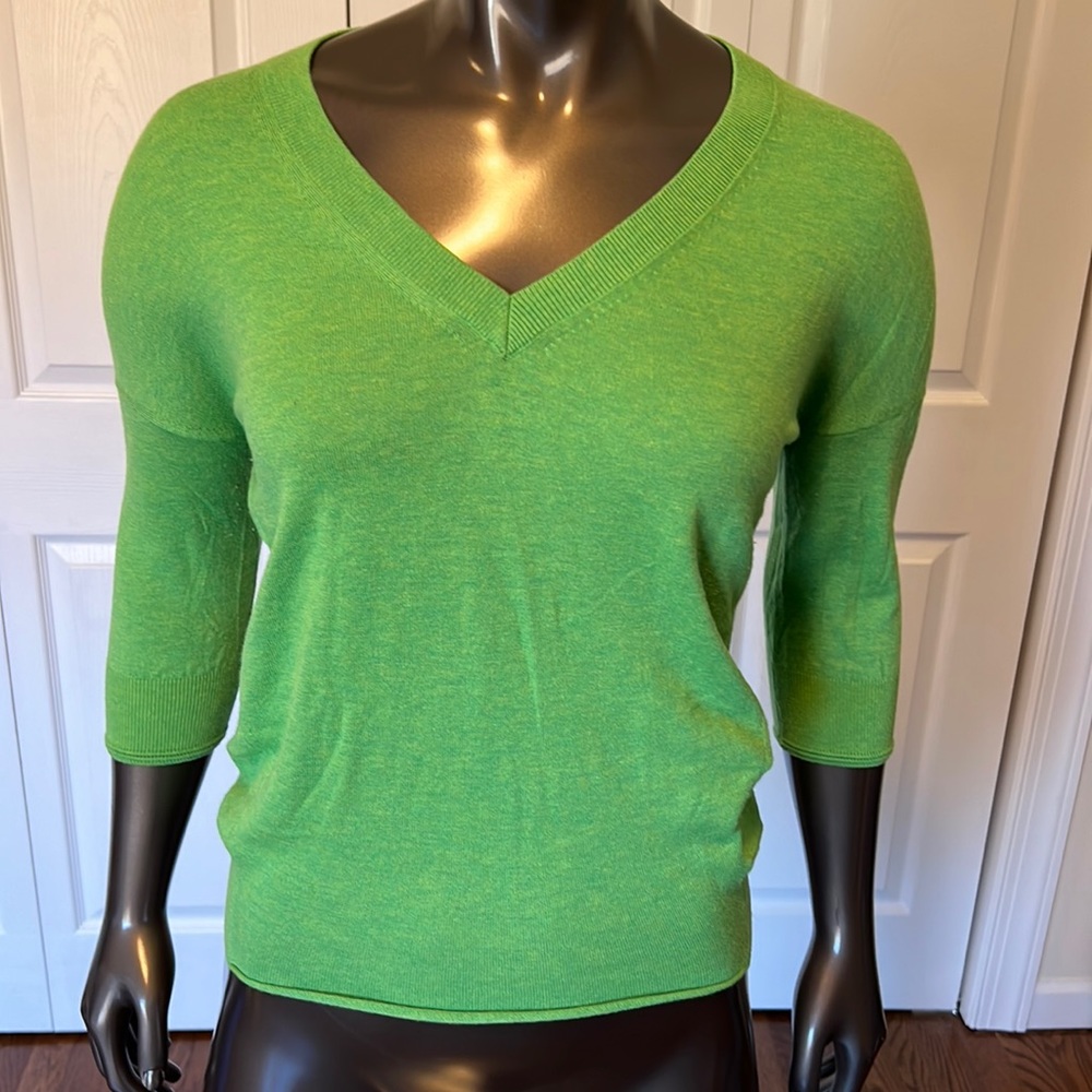 Tommy Hilfiger Green V-Neck Quarter Sleeve Sweater Size S